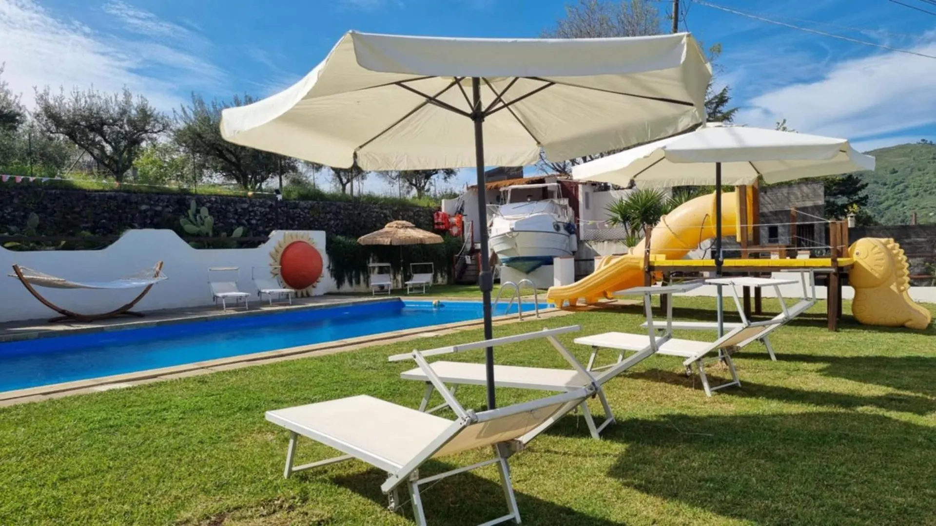 Etna'S Boat House Hotel Piedimonte Etneo 0*,